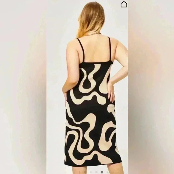 Knit Jersey U-neckline Contrasting Split Midi Dress - Picture 7 of 10